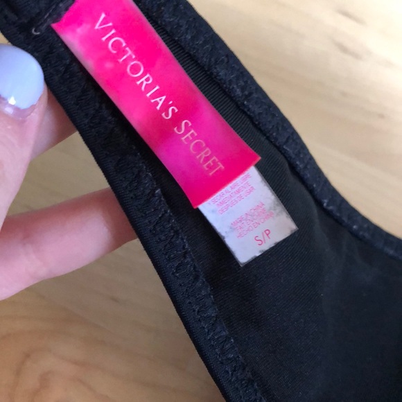 Victoria’s Secret Strapless Bikini Top - Picture 4 of 4